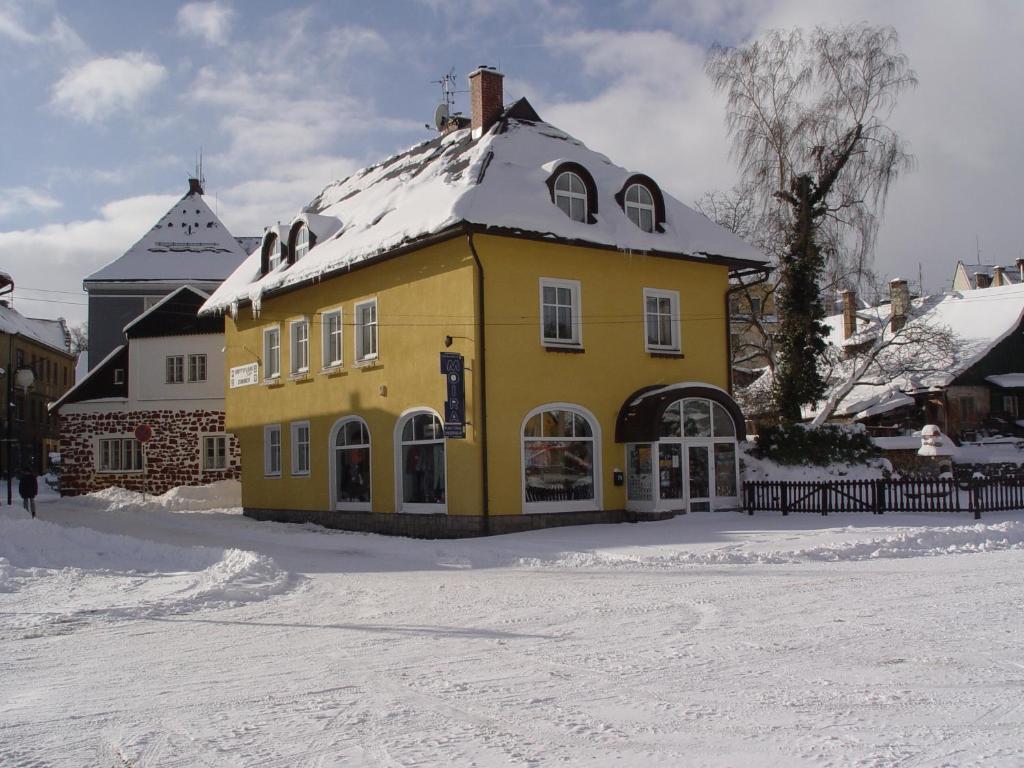 Pension Kobr Vrchlabi Bagian luar foto